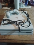 Sony PlayStation 4 Pro 1TB Glacier White