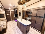 Grand design reflection 311BHS 4 slides bunks