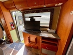 Mercedes Benz / Leisure Travel Van Unity 24MB