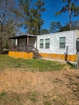 Quiet and Cozy 2/1 Mobile Home on a Private Lot