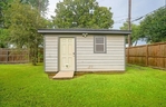 Open-concept 3BR/2BA + detached office — 1,660 SF — Nederland, TX