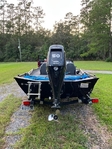 Lowe Scorpion Bass boat