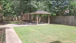 3 Bed 2Bath Home in Larch Ln