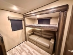 Grand design reflection 311BHS 4 slides bunks