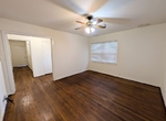3 bedroom 2 bath house in Raleigh Dr 77706
