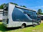 Mercedes Benz / Leisure Travel Van Unity 24MB