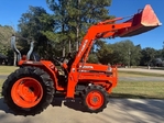 27hp Kubota Tractor