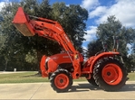Like new 33hp Kubota Tractor-170hrs