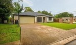 Open-concept 3BR/2BA + detached office — 1,660 SF — Nederland, TX