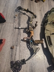 Left handed compound bow