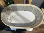 Momaroo bassinet